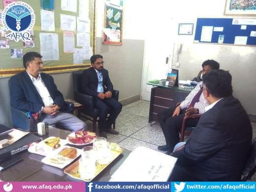 AFAQ’s CEO meeting with Al-Furqaan School’ stuff